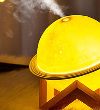 Planet Mute Humidifier releasing quiet mist for home